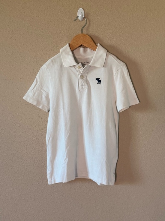 abercrombie kids Other - Abercrombie Kids Boys White Polo with Navy Moose Logo Size 9/10